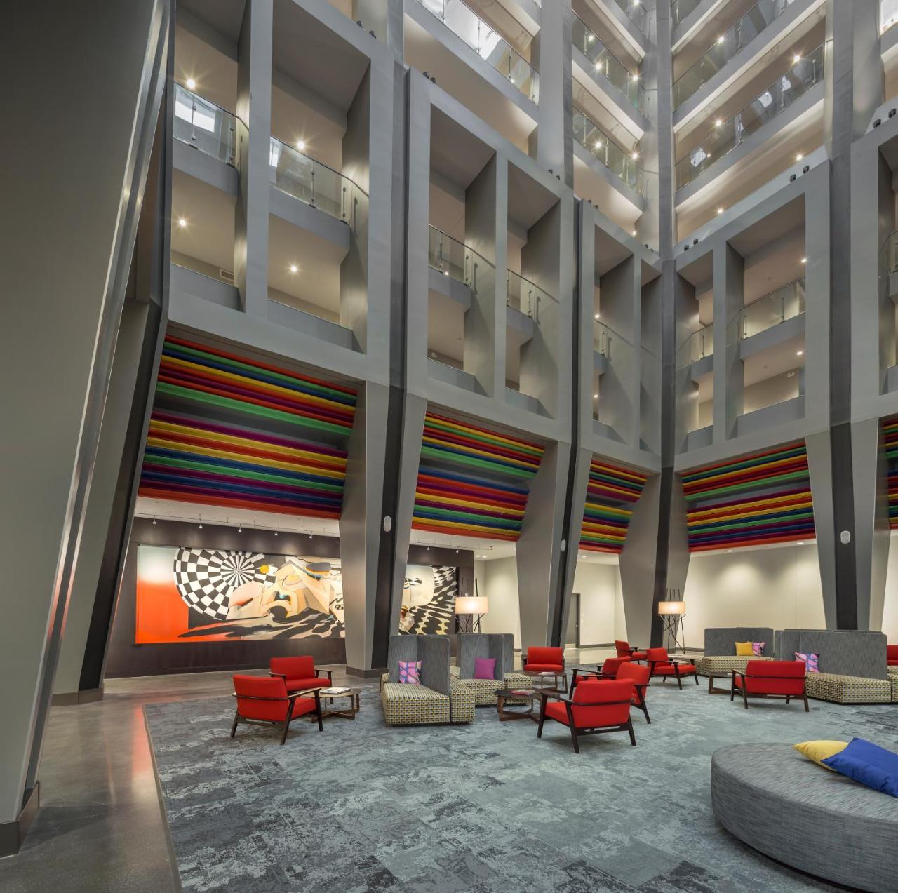 The Summit Hotel Цинциннати Экстерьер фото