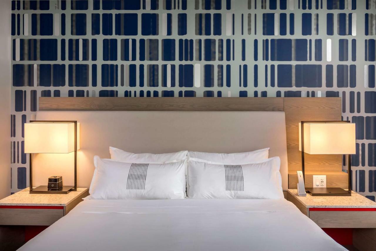 The Summit Hotel Цинциннати Экстерьер фото