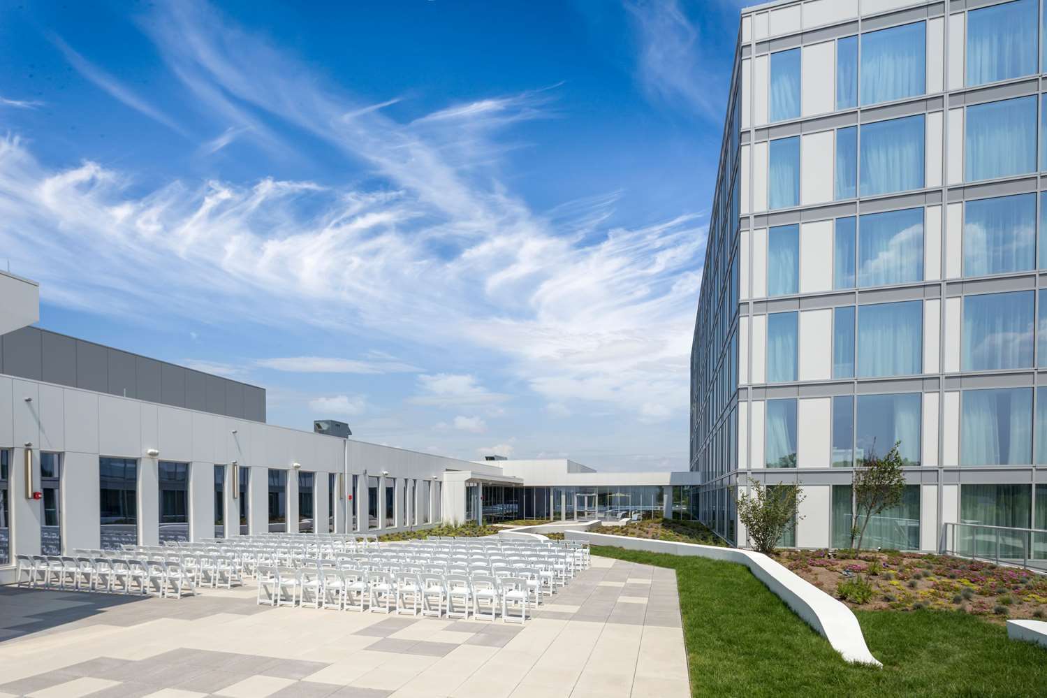 The Summit Hotel Цинциннати Экстерьер фото